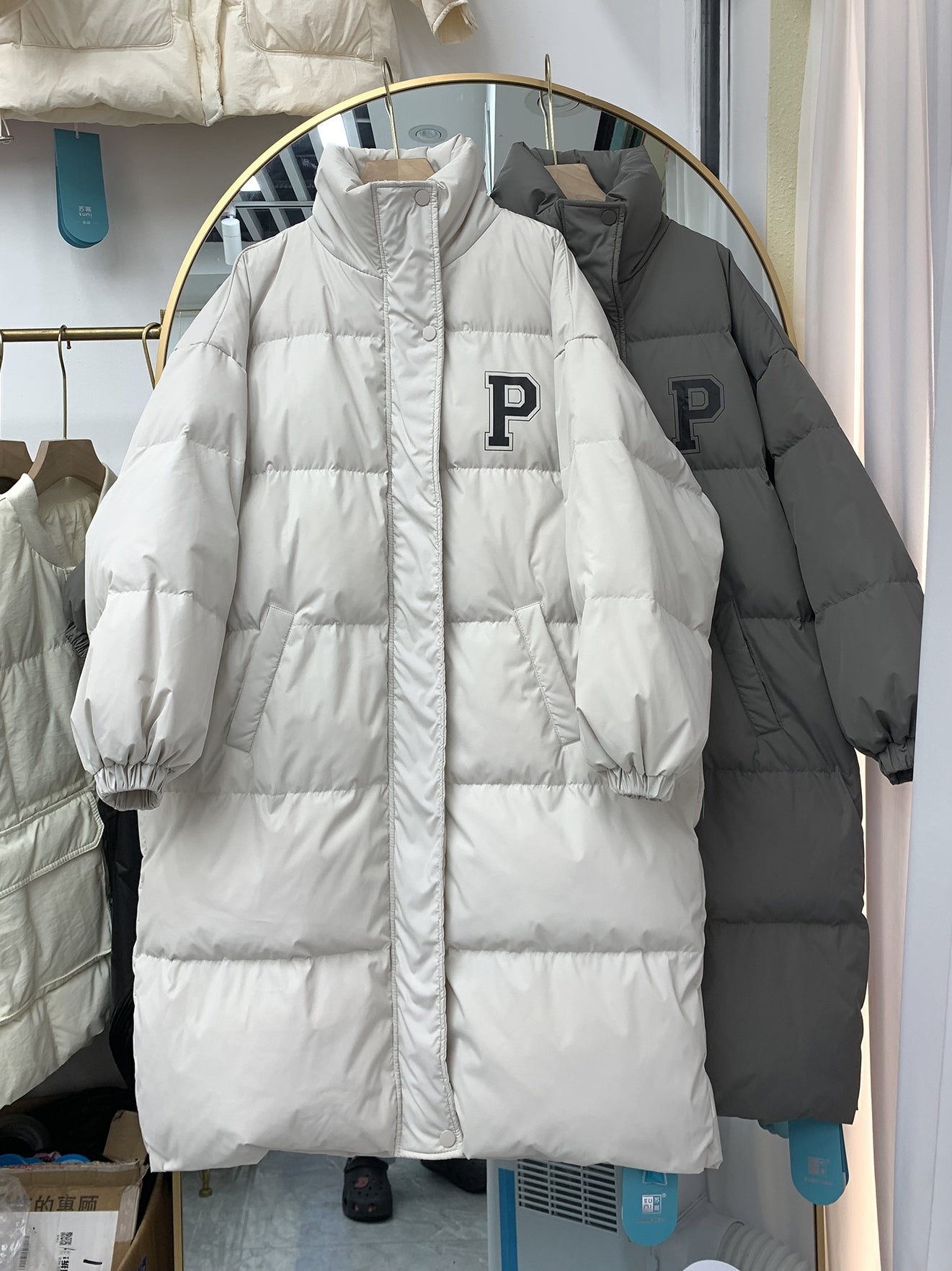 Down Jacket Women's Mid Length Loose Fitting Oversized White Duck Down in Winter