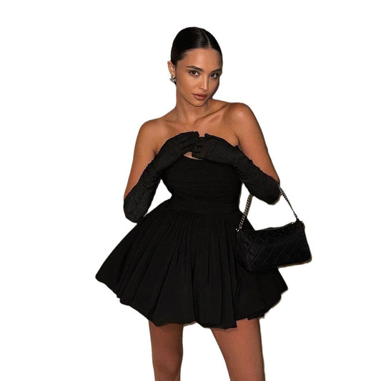 Strapless Short Dress with Hepburn-Style Pleated A-Line Design